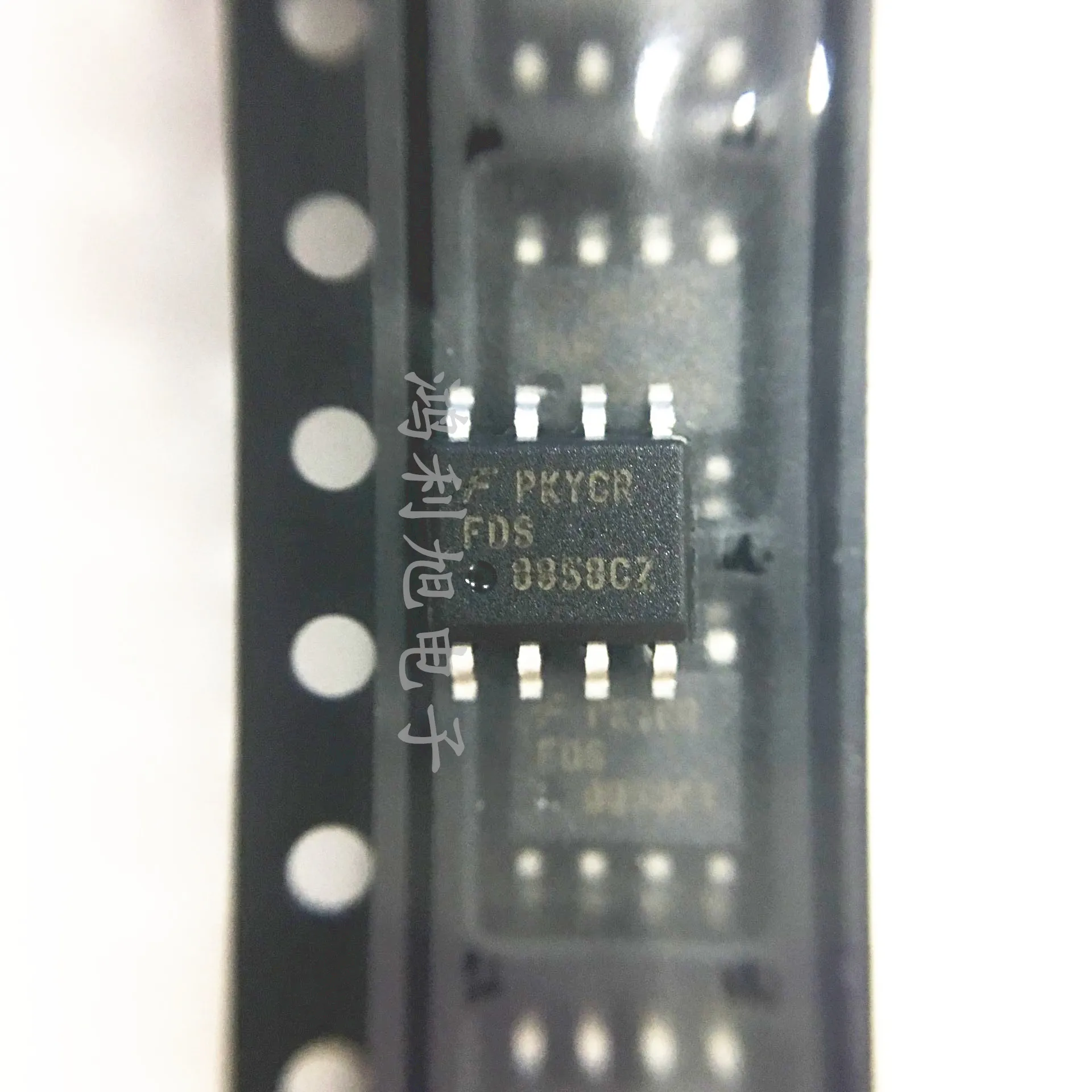 10PCS/Lot  FDS8858CZ FDS8858 Trans MOSFET N/P-CH 30V 8.6A/7.3A 8-Pin SOIC T/R