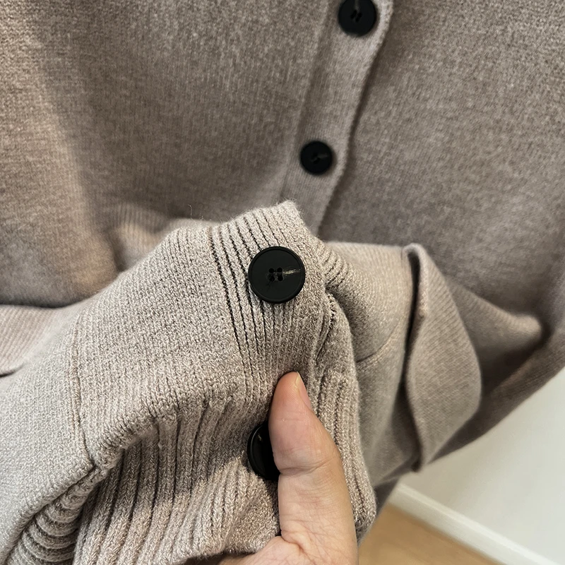 

Nordic Sle Loose Knitted Wool Blend Vest Single Button Old Money Sle Open Cardigan Sweater Women's Faion Autumn 2025