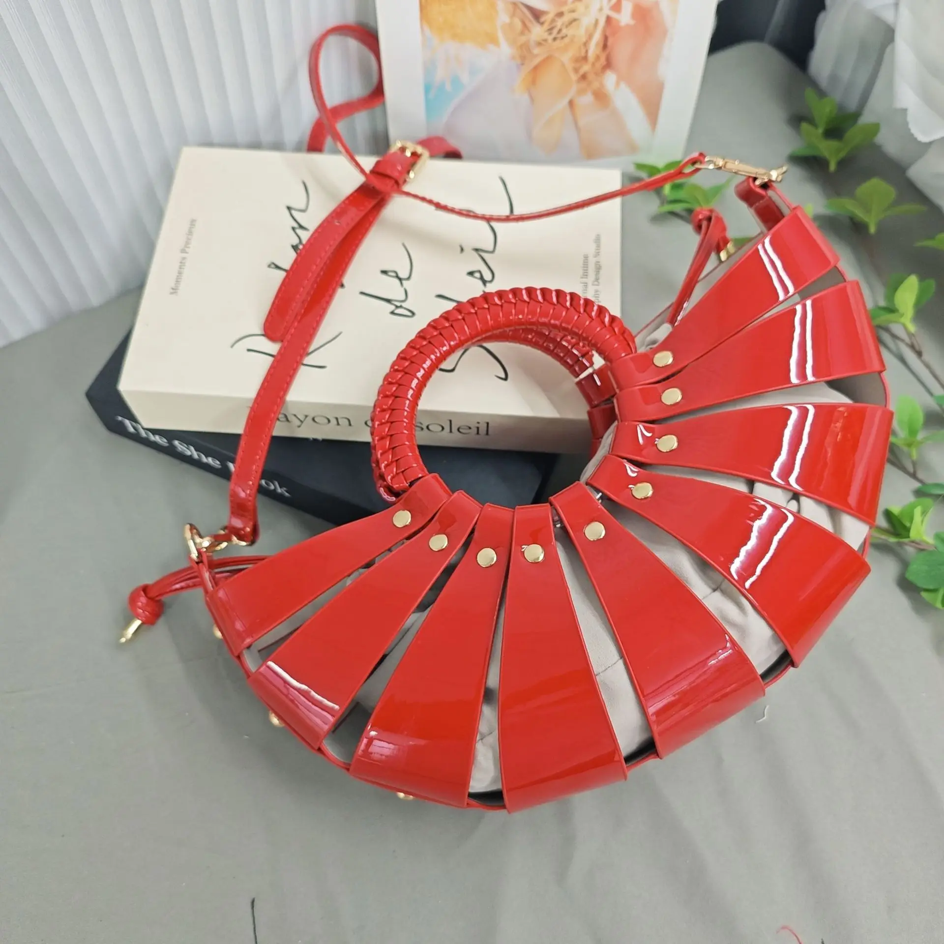 

Модные плетеные женские сумки, роскошные дизайнерские женские сумки через плечо, женская сумка-мессенджер, маленькие сумки-тоут, женская сумка-комбо с заклепками