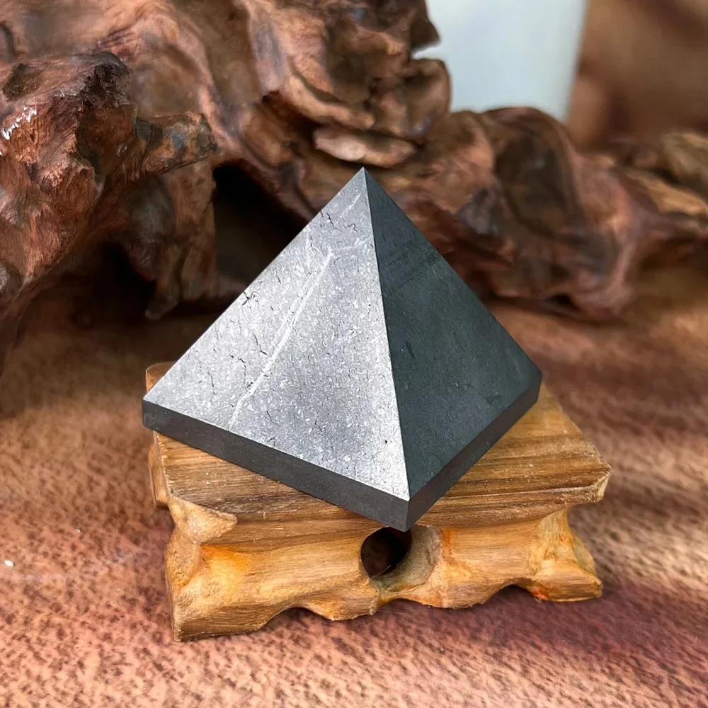 Natural Crystal Shungite Pyramid Polishing Reiki Magic Energy Tower Point Home Decoration Healing Gemstone Desk Ornament