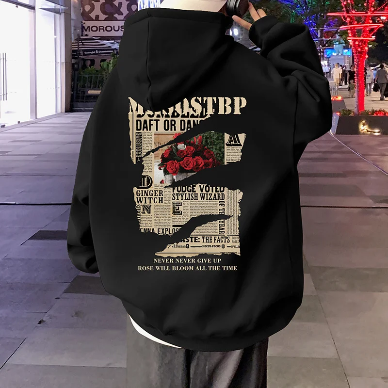 

Anime Newspaper Rose Print Hooded Sweatshirts Hombre Oversized Goth Streetwear Hoodies Y2K Vintage Pullover Hoody Clothing