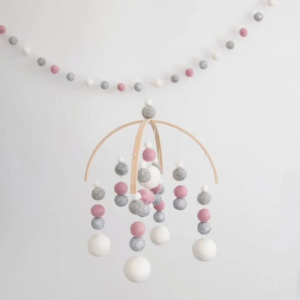 Home Decor Pendant Nursery Crafts Hanging Ornament Wind Chimes Photo Props Cute Gift Mobile Ceiling Felt Ball Children Room