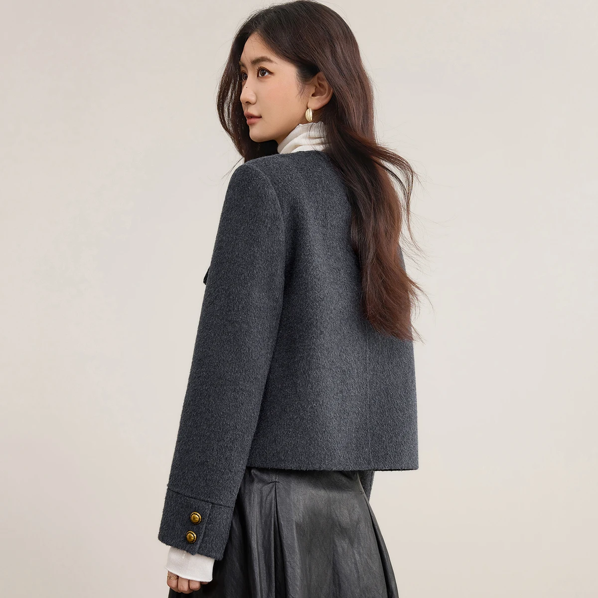 SENTUBILA Women's Wool Coat Round Neck Contrast Trim Double-Faced Wool Coat Metal Buttons Short Coat Women's Clothing W54OF8773