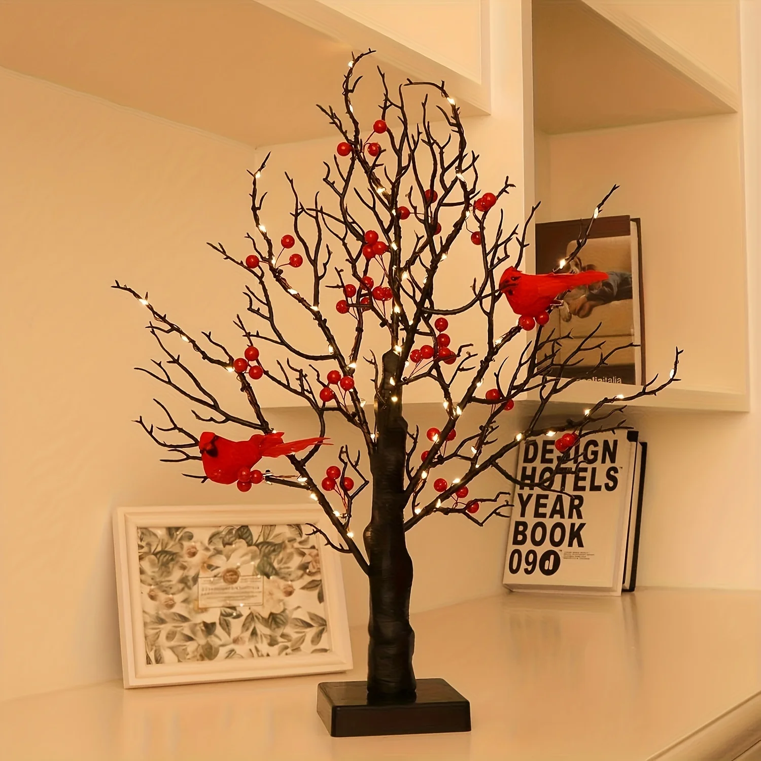 1 Stück 21-Zoll-Bonsaibaum mit LED-Beleuchtung und roten Beeren und Kardinalvögeln, 60 warme LEDs, batteriebetrieben (AA nicht im Lieferumfang enthalten) für die Weihnachtsdeko