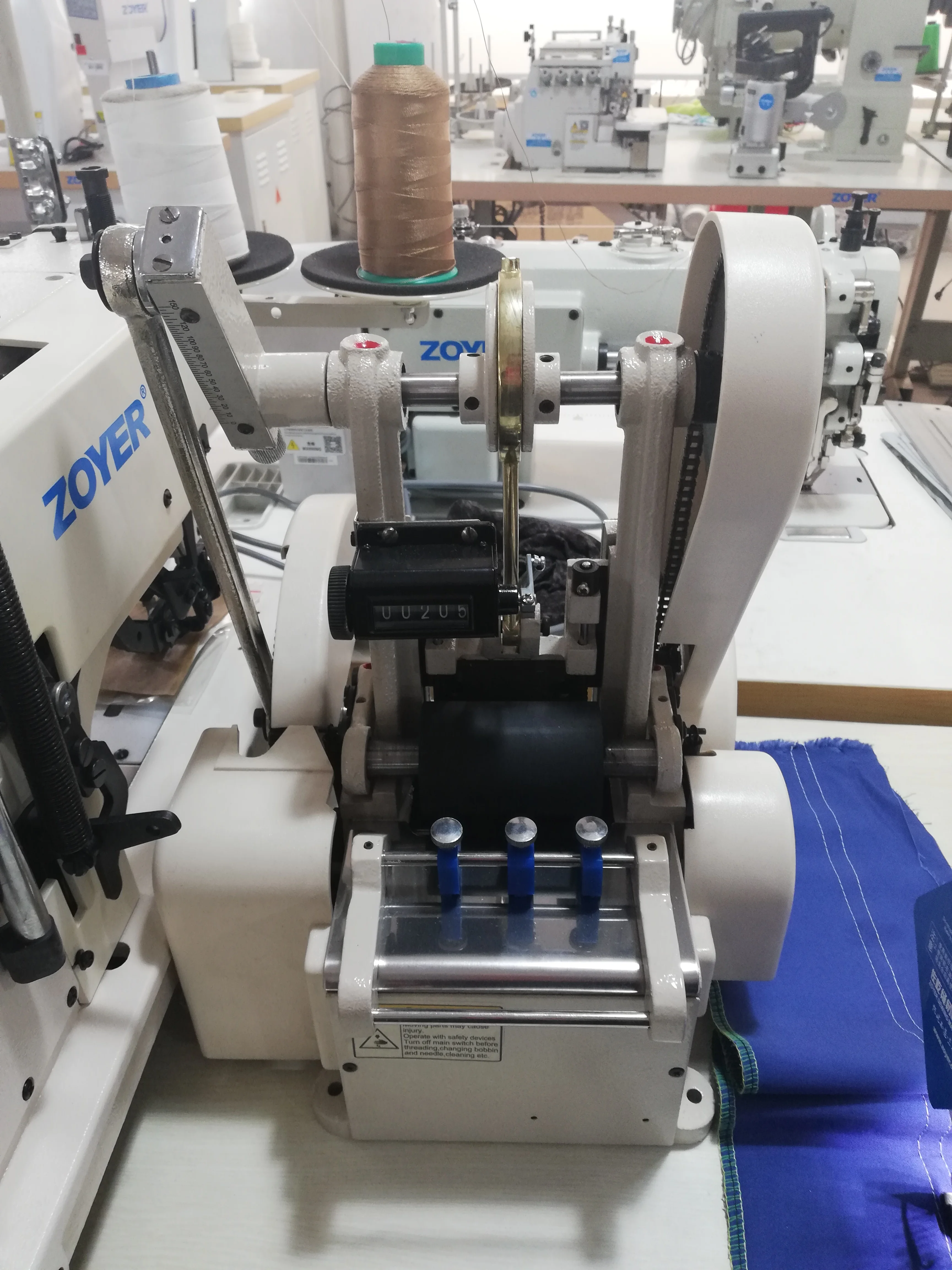 ZY815 Cold Knife Fabric Ribbon Cutting Machine Industrial Sewing Machine For Garment