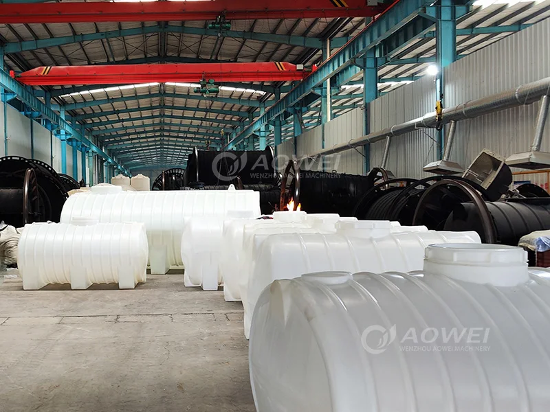 High Quality Plastic Fertilizer Tank PE Plastic Storage Tanks Manufacturers for Sale Plastic Water tank Machine 10000L-35000L