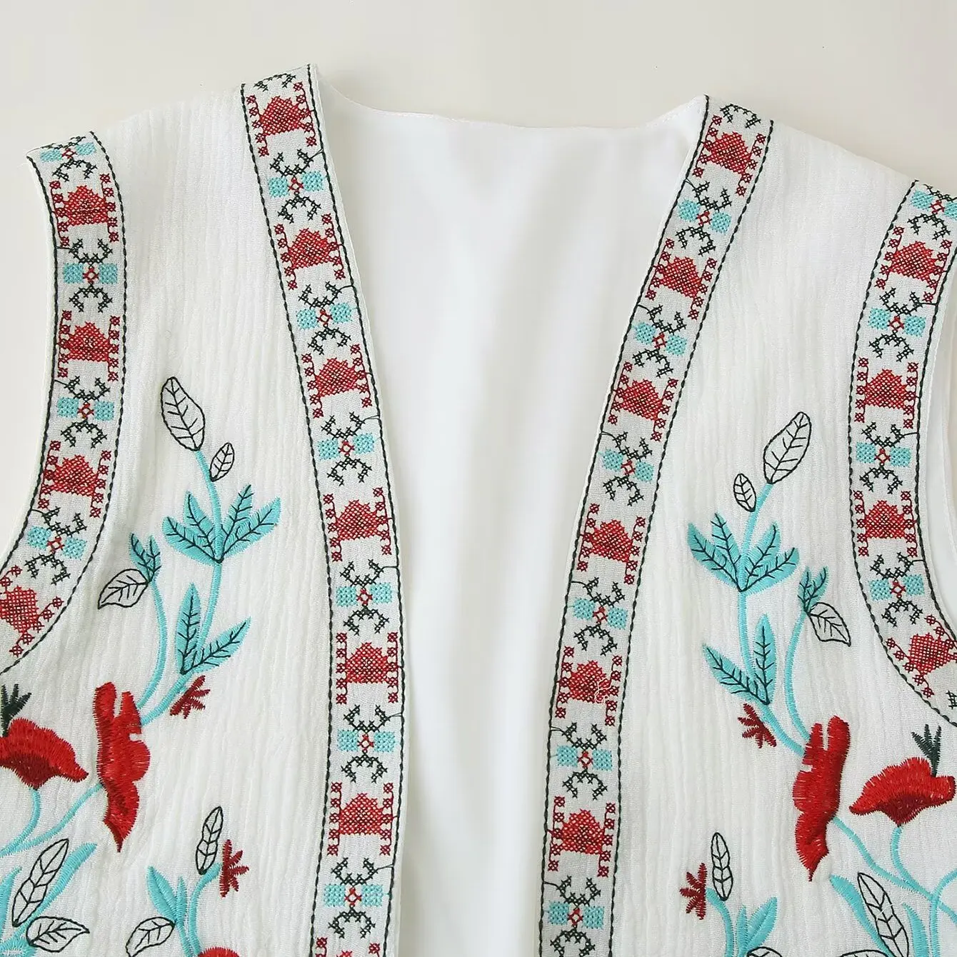 KASLEAD New Women's Fashion High-End Embroidered Versatile Design Short Sleeve Vest Outerwear Polyester Fiber V-neck Plant Fl...
