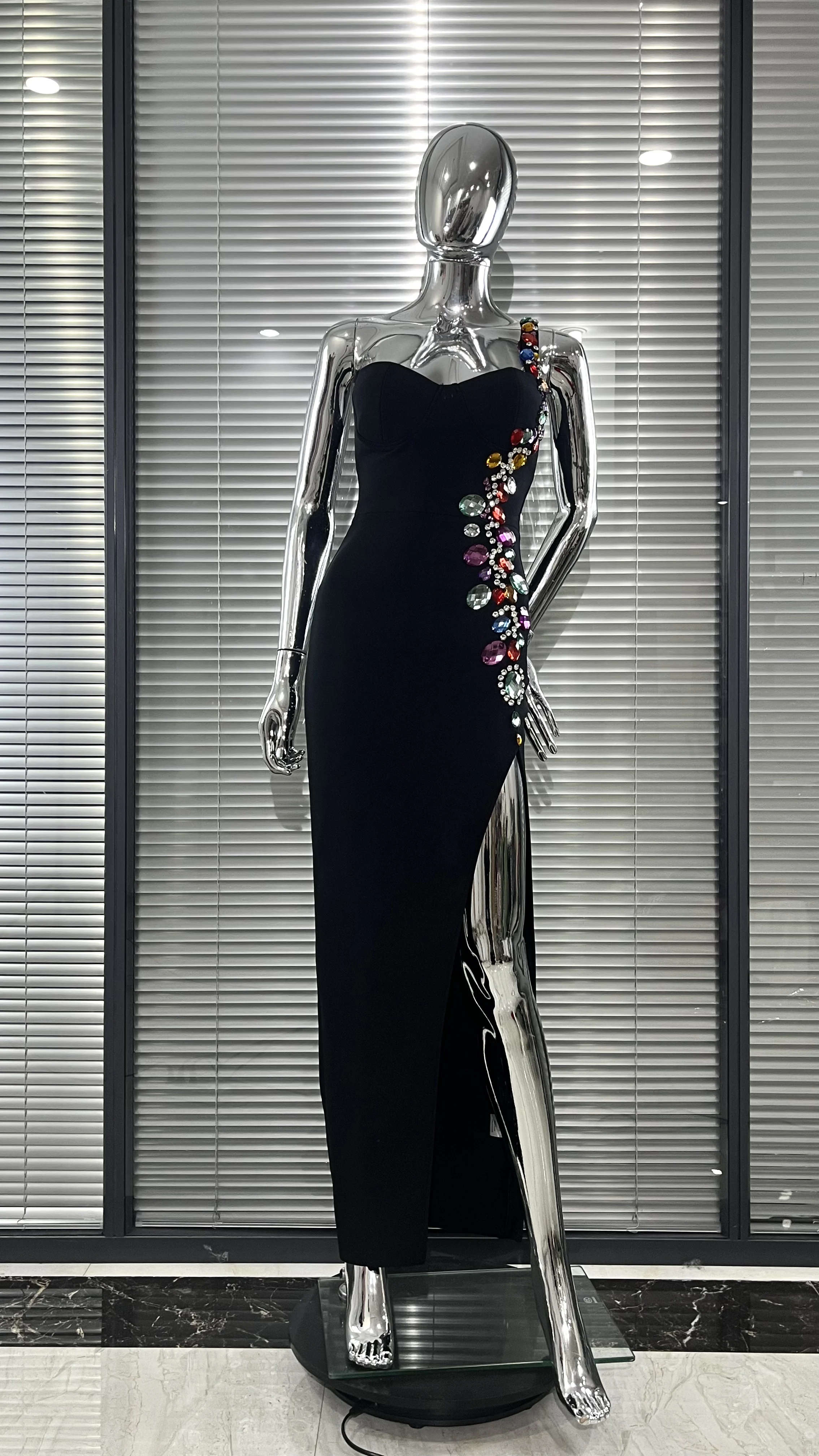 

2026 New Shining Colorful Diamonds High Slit One shoulder Bodycon Black Bandage Long Dress Elegant Woman Evening Party Dress