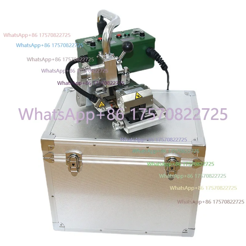 

LST GM1 Geomembrane Welding Machine, Automatic Crawling, Bidirectional Feed, for Large-Area Seaming