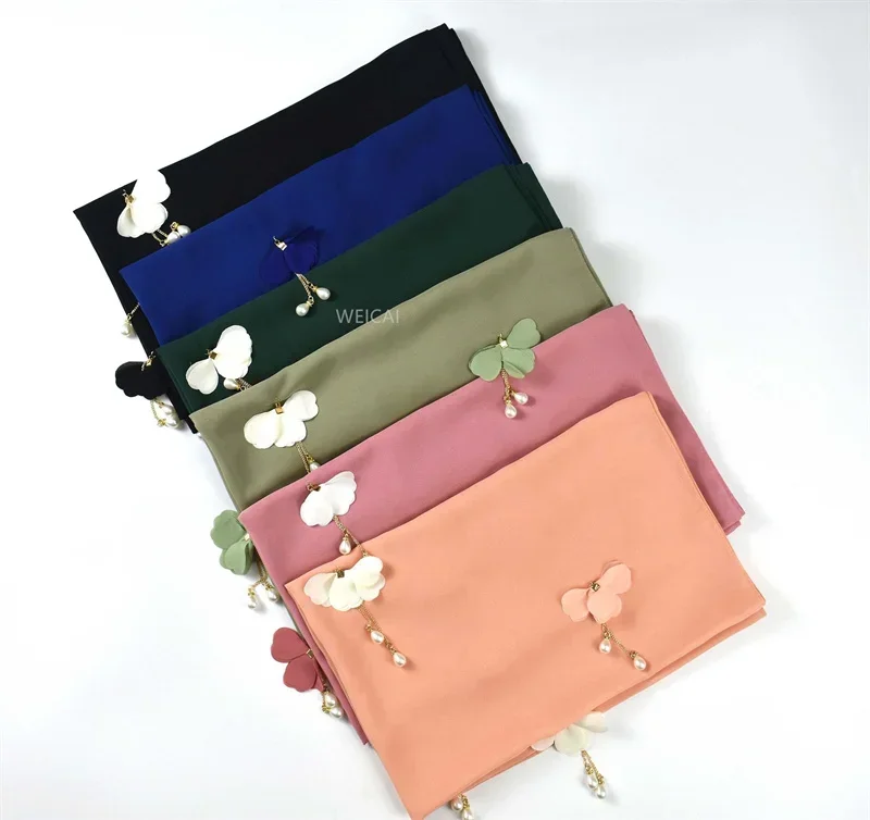 Latest Plain 70*170CM Chiffon Scarf Shawl Muslim Women Solid Color Butterfly Pearl Chiffon Hijabs With Pendant  شحن مجاني