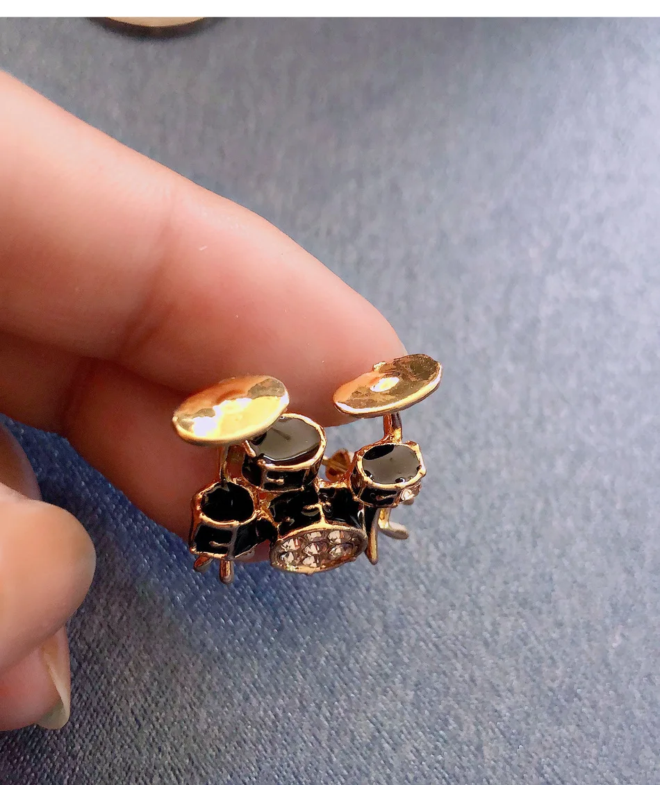 New bicycle brooch alloy rhinestone chest flower musical instrument cartoon drip oil personalized suit accessory