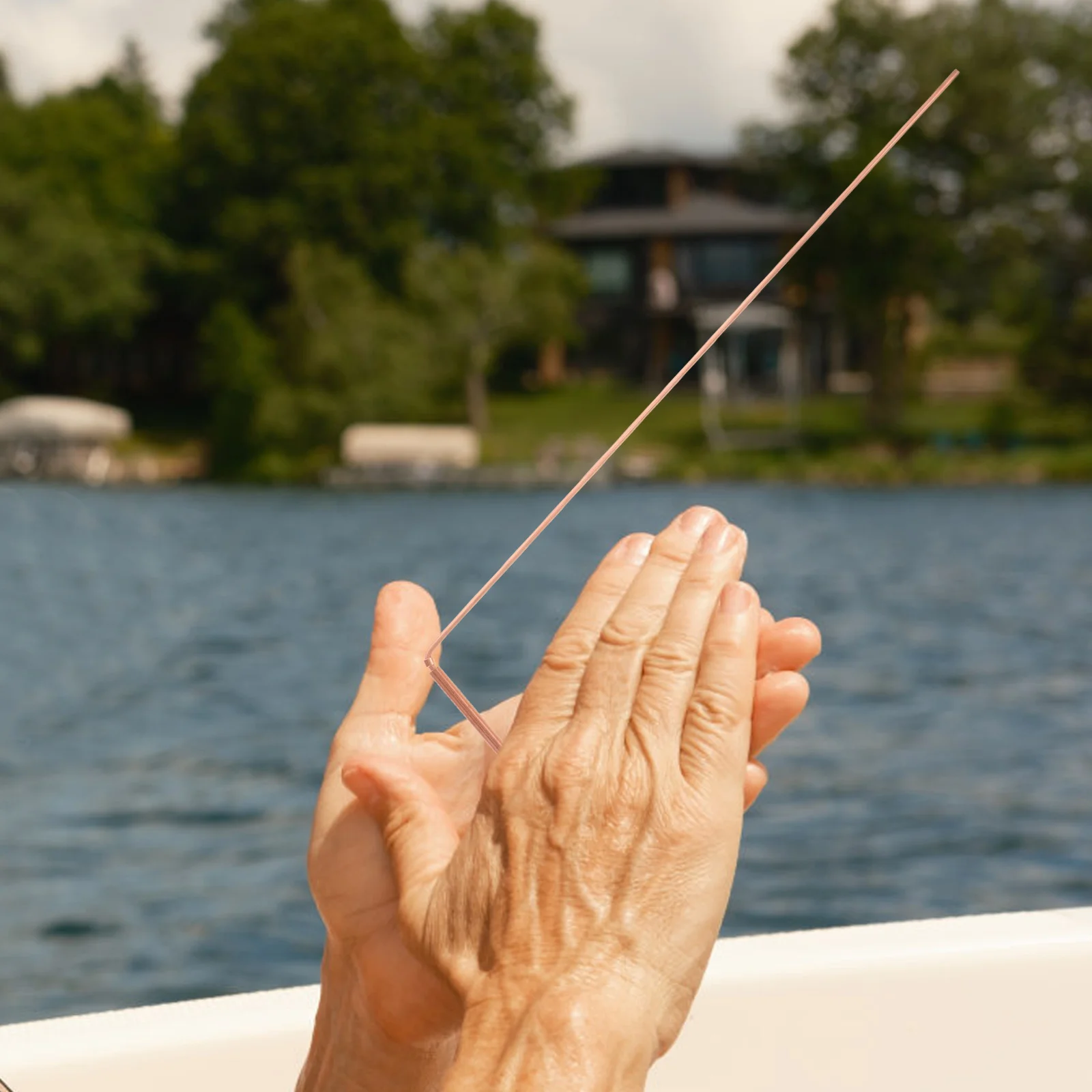 

2Pcs Flexible Copper Dowsing Rods Professional Grade Water Divining Detection Tool for Buried Items Locating Energy Field