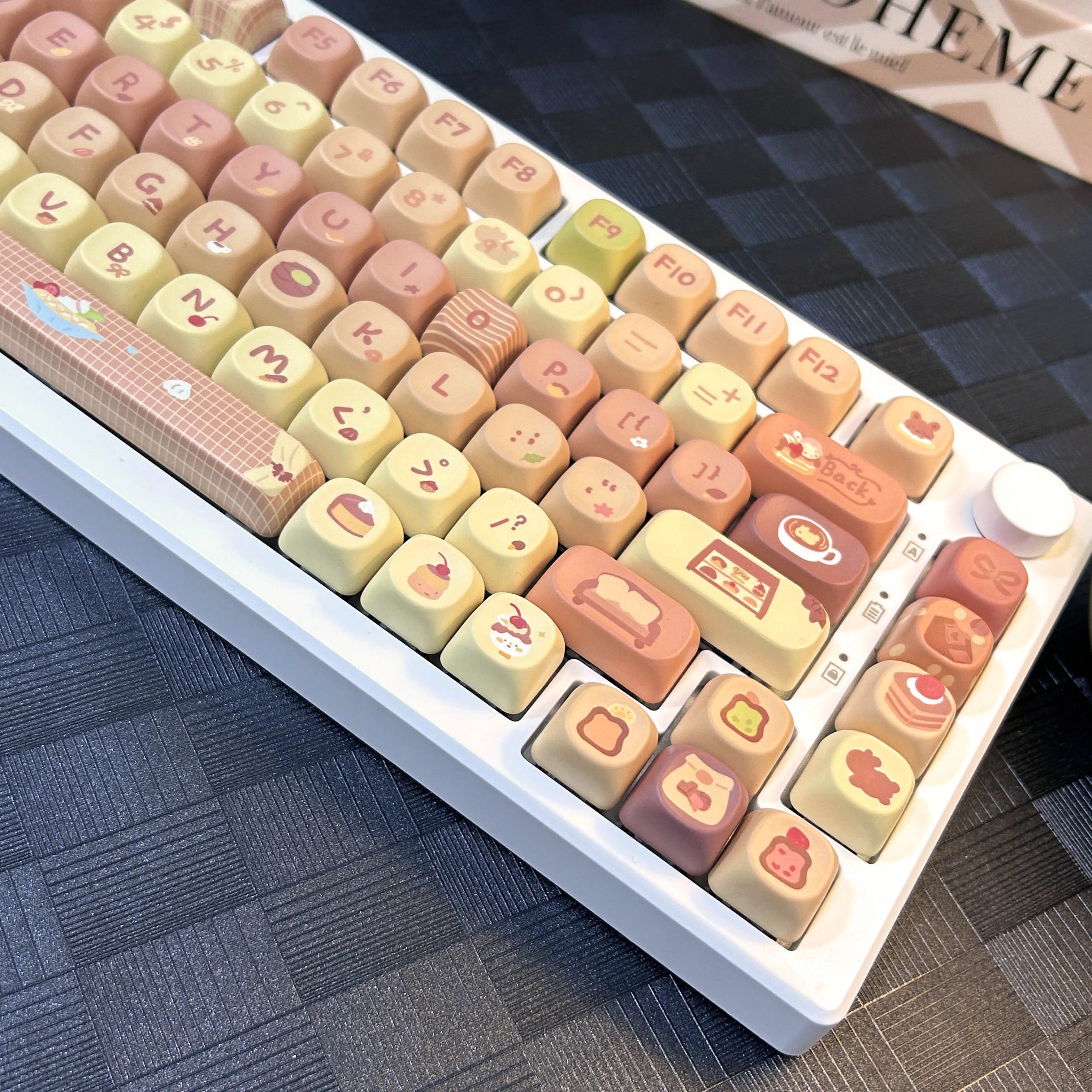 Coco Sweet Keycap Pbt Moa دافئ للغاية بني أصفر لطيف لأغطية مفاتيح لوحة المفاتيح الميكانيكية Aula F75