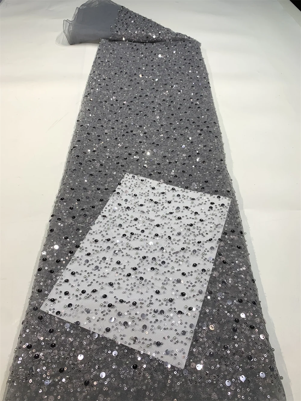 Pizzo ricamato con perline nig - Glitter Tablecloth recensione e prezzo