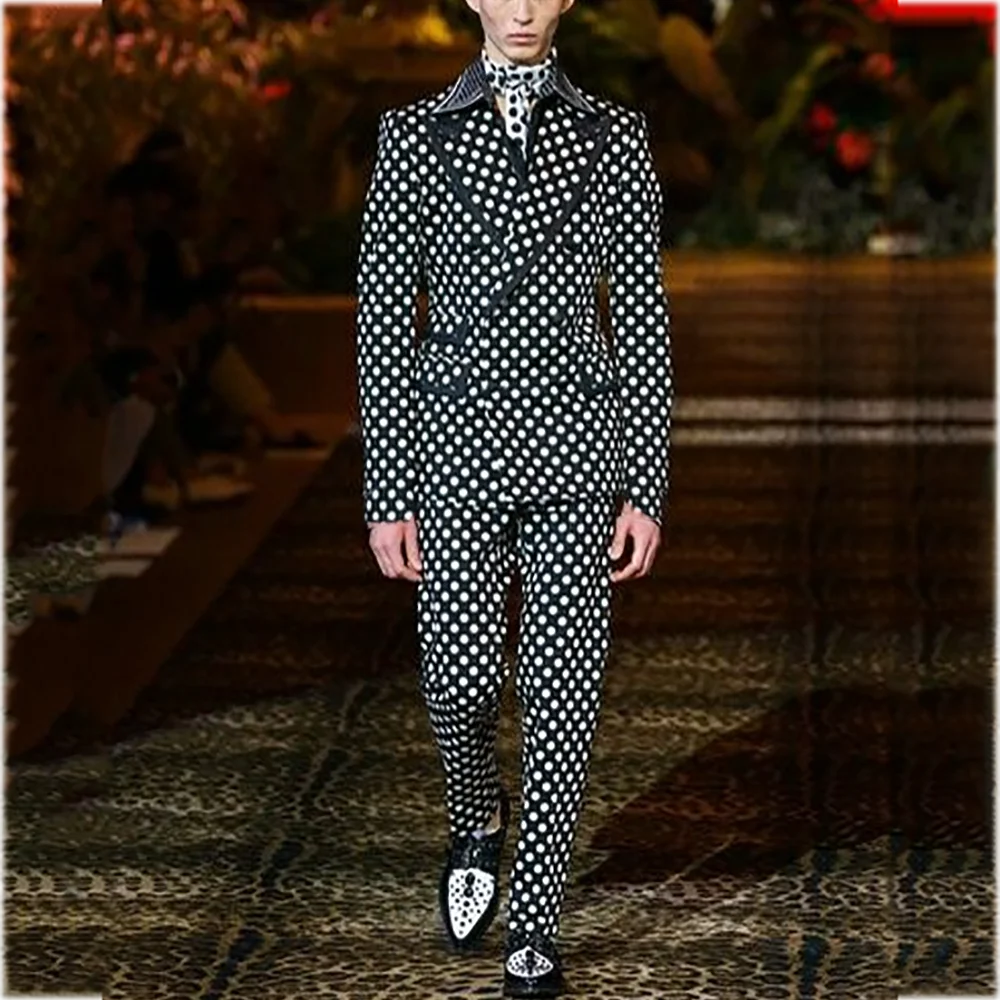 White Dot Men Suit For Wedding Tuxedo Custom Homme Handsome Fashion Peak Lapel Model Show Prom Event Outfit Customized Two Piece
