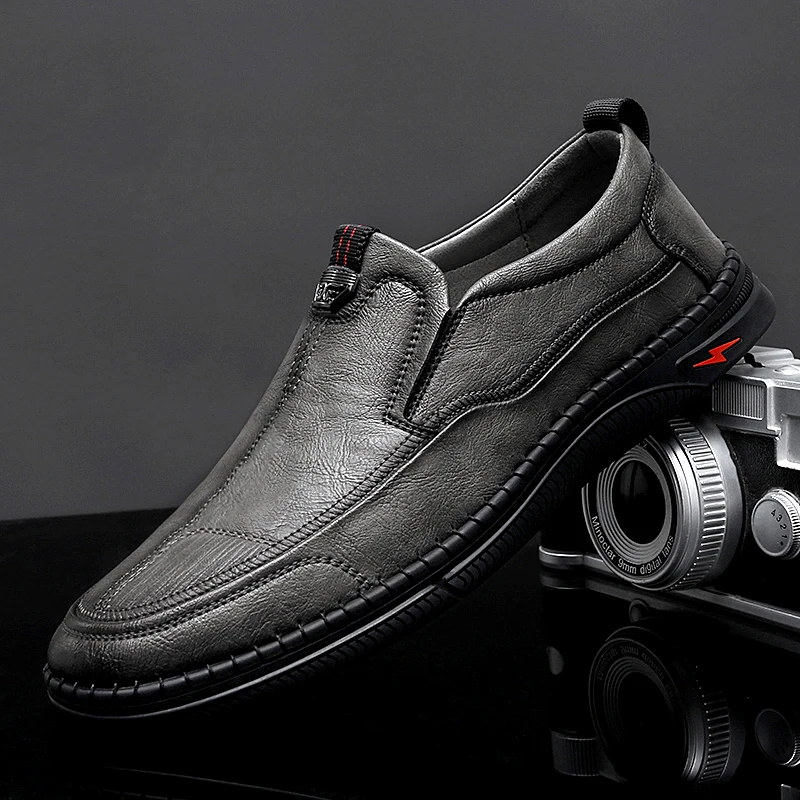 

Luxury Leather Mens Shoes Wedding Formal British Style Shoes Business Casual Office Loafers Shoes Slip on Dress Shoe Size 38-44