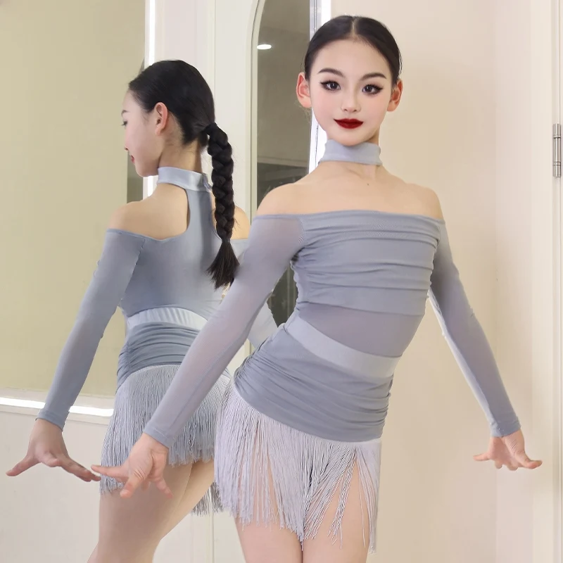 

Новинка 2023 года, одежда для латинских танцев, серый боди с открытыми плечами, комплект с юбкой с кисточками, детская одежда для танго, выпускного вечера, XH2097