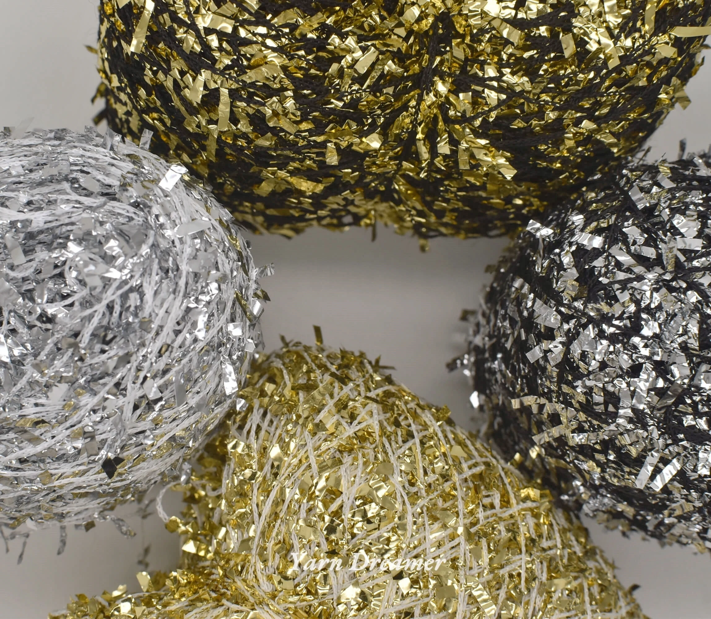 Motylkowa srebrno-złota przędza 100g fantazyjna przędza do szydełka nitka z brokatem do robienia na drutach świątecznych złotych przędz