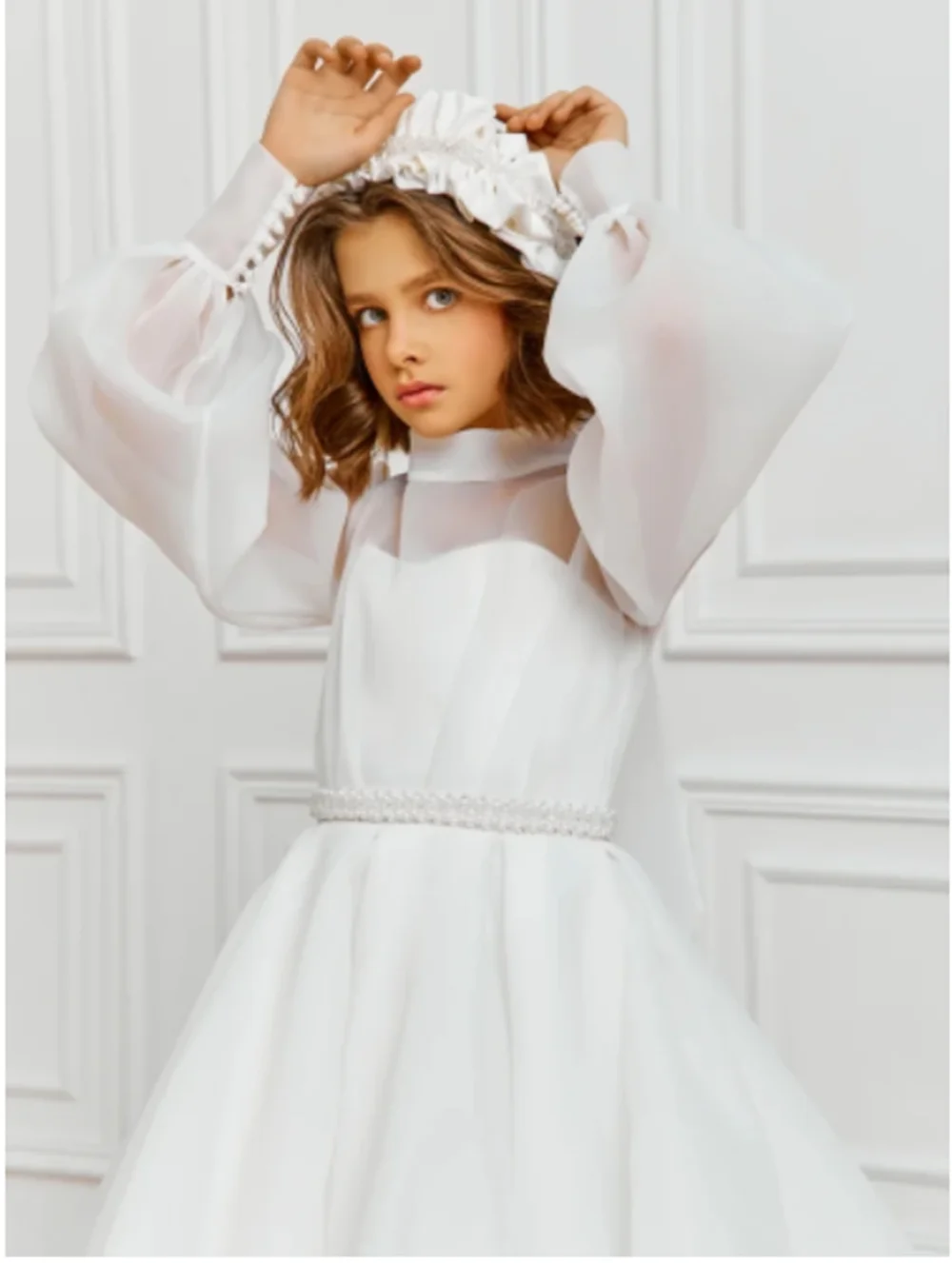 White Tulle Flower Girl Dresses For Wedding Full Sleeves Floor Length Beaded Kids Princess Pageant Birthday Ball Gowns