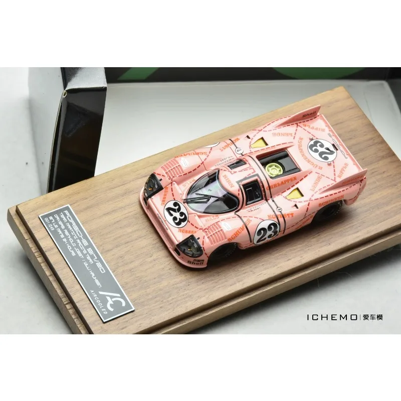 1:64 Porsche 917/20 Pink pig/test car resin static model, children\'s collection of decorative toys, holiday gifts for children.