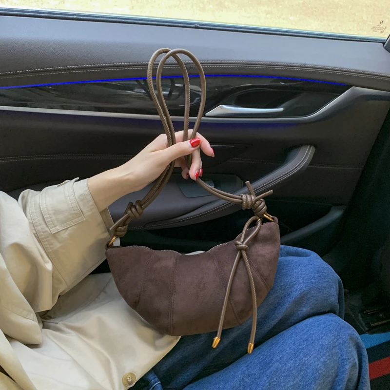 

Fashionable pleated shoulder bag, versatile crossbody bag, large capacity, vintage dumpling-shaped bag