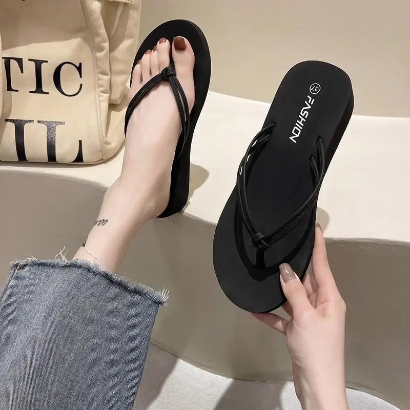 Damen Sexy Schwarze Riemen-Flip-Flops Sommer Leichte Zehensteg-EVA-Keilabsatz-Sandalen Damen Casual Weiche Sohle Strand-Sandalen – Detail 9