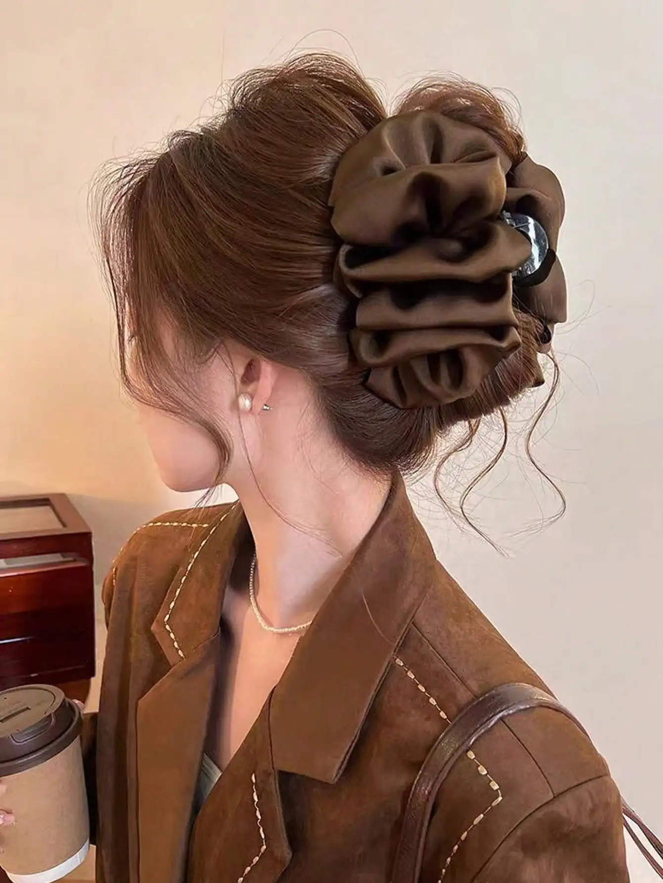 

1pc Women's Bowknot Hair Clip, Multi-Functional Ruffle Cloud Hair Clip, Bun Hairstyle, Hair Claw, Hair Accessory Summer Outfits Hair Clips