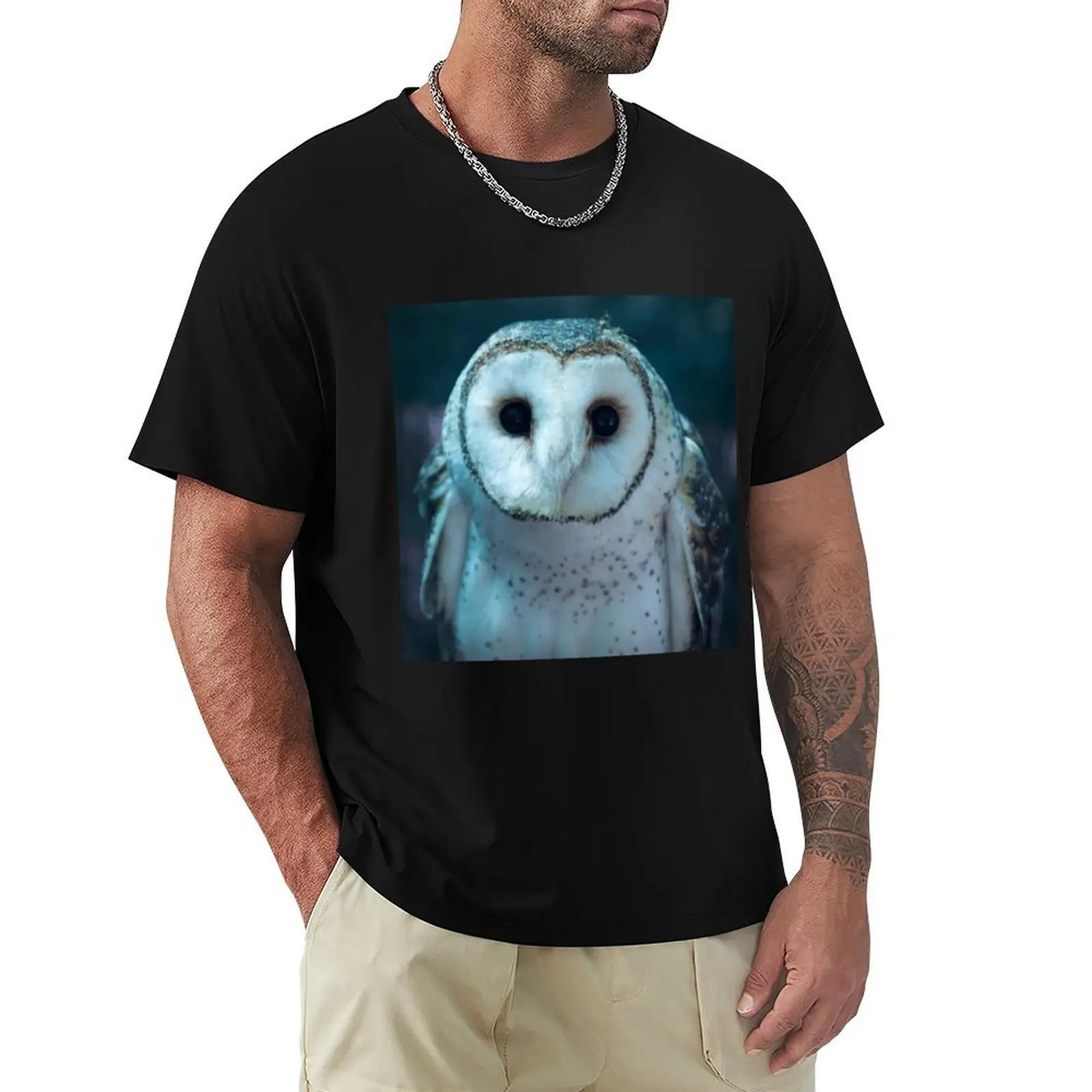 Barn Owl Stare T-Shirt Lightweight Hiking T-Shirt
