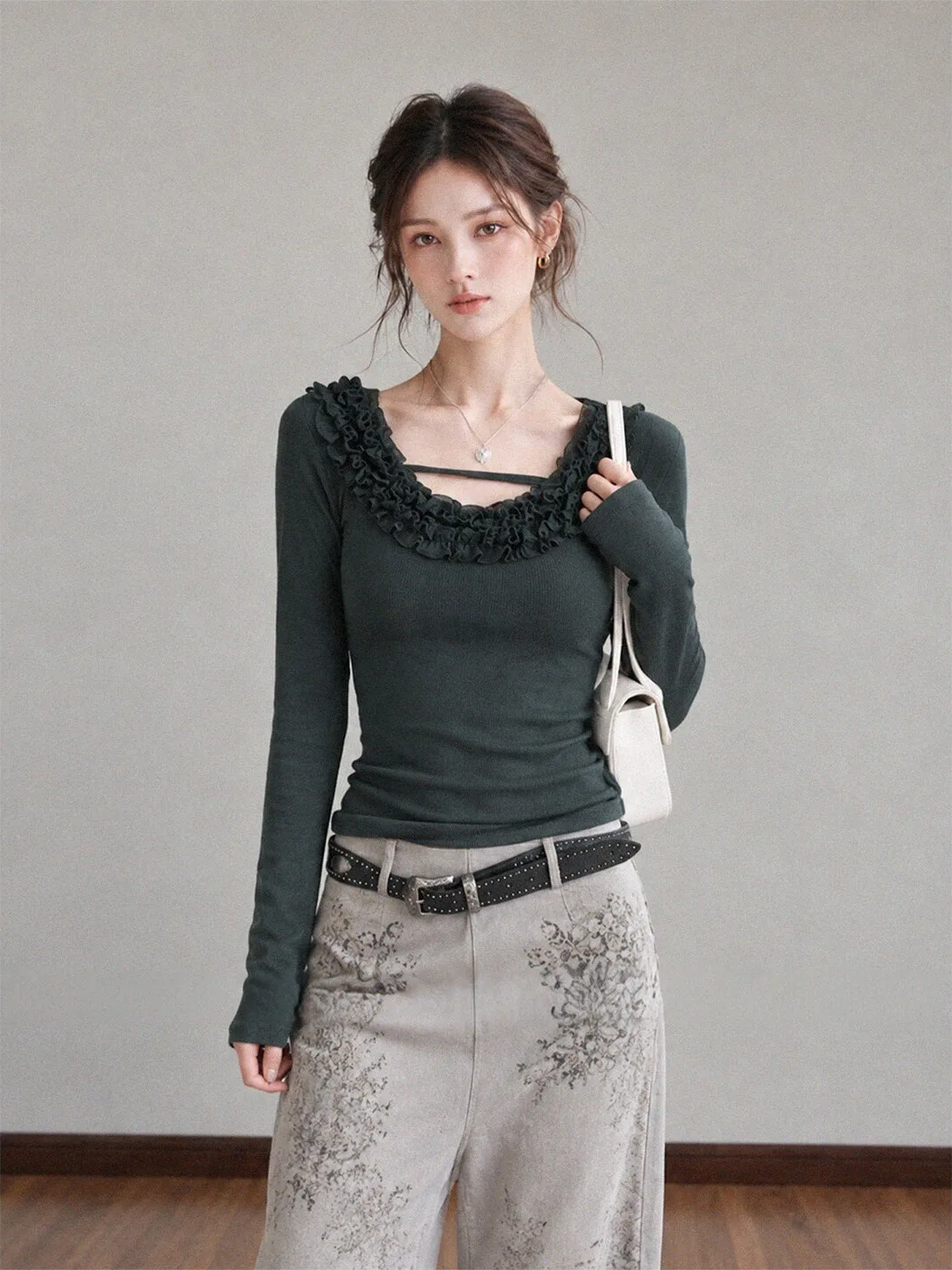 Green Lace Collar Long Sleeve Short T-Shirt Women Early Autumn Base Layer Spicy Girl Slimming Personality Short Top