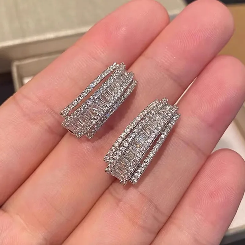 Novel Brilliant Hoop Earrings with Cubic Zirconia Versatile Female Ear Accessories Luxury Attractive Wedding Jewelry Gift
