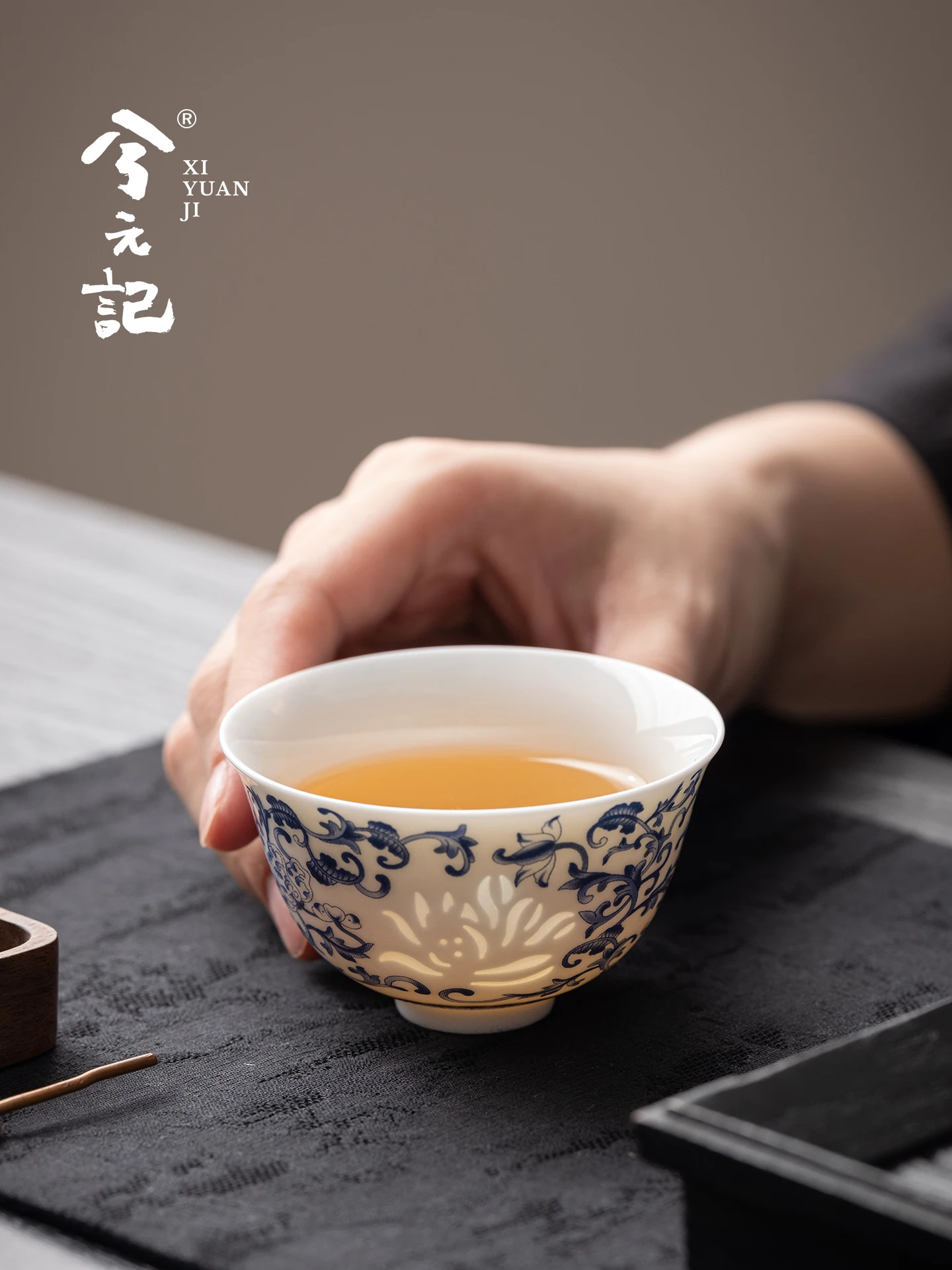 Blue and White Jade Porcelain Linglong Ceramic Cup Single for Women Exquisite High-End Tea