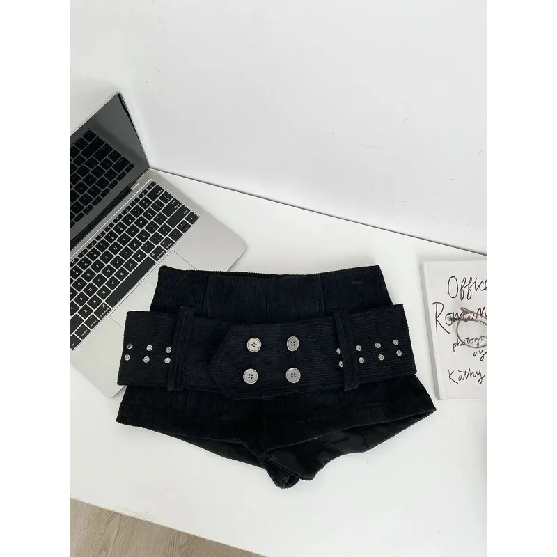 Retro Belt Low Waist Corduroy Shorts Women 2026 New Spice Girl Casual Y2k Shorts