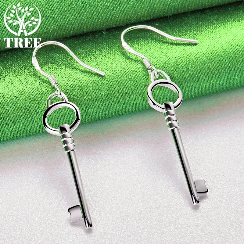 

Europe Classic Charm 925 Sterling Silver Key Drop Earrings Fashion Pretty Jewelry For Women Girl Holiday Wedding Party Cute Gift