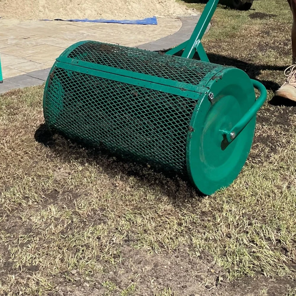 24" Metal Mesh Basket Spreader for Lawn, for Compost, Peat Moss, etc.