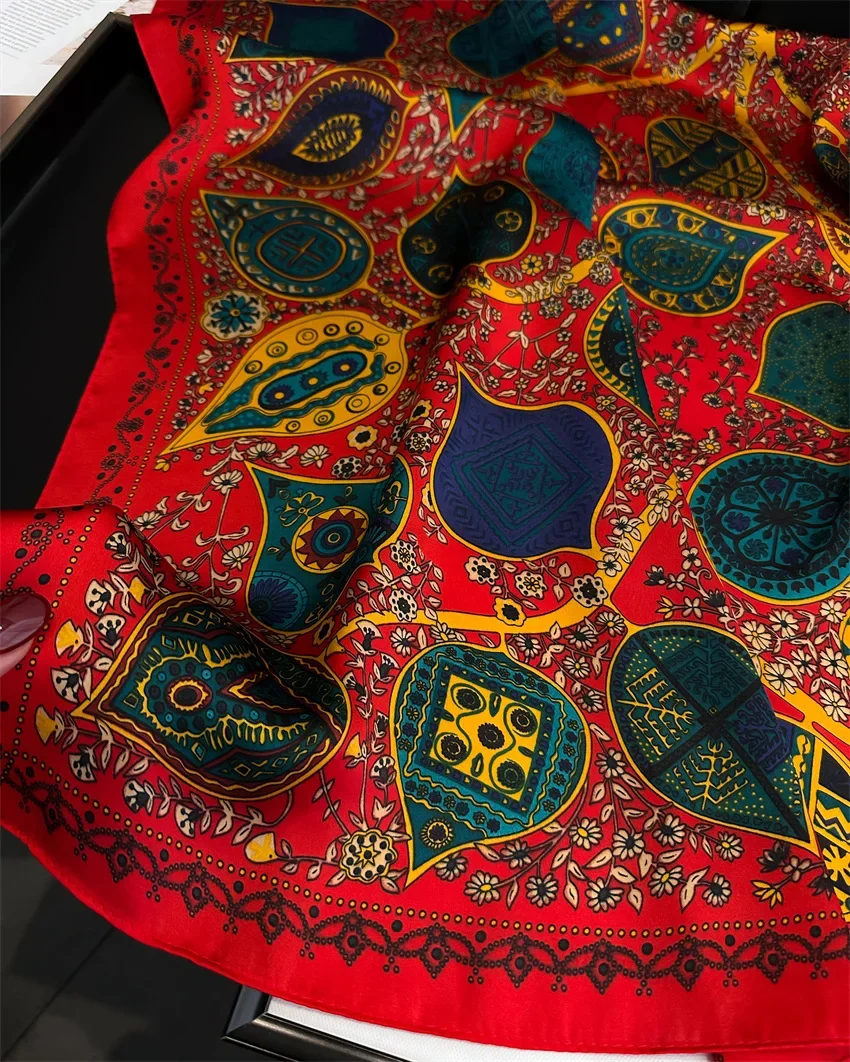 Luksusowa apaszka kwadratowa w stylu vintage, chusta na szyję, stylowa damska wielofunkcyjna bandana, ochraniacz na szyję, apaszka z imitacji jedwabiu.