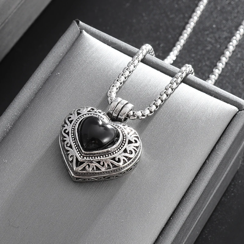 Fashionable and Exquisite Heart Pandora\'s Box Pendant Necklace for Women Personalized Openable Photo Locket Jewelry Gift