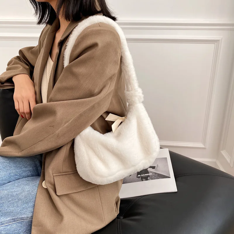 

Woman Soft Plush Handbag Underarm Shoulder Bag New Fashion Autumn And Winter Solid Color Messenger Bag For Travel Shopping Bag