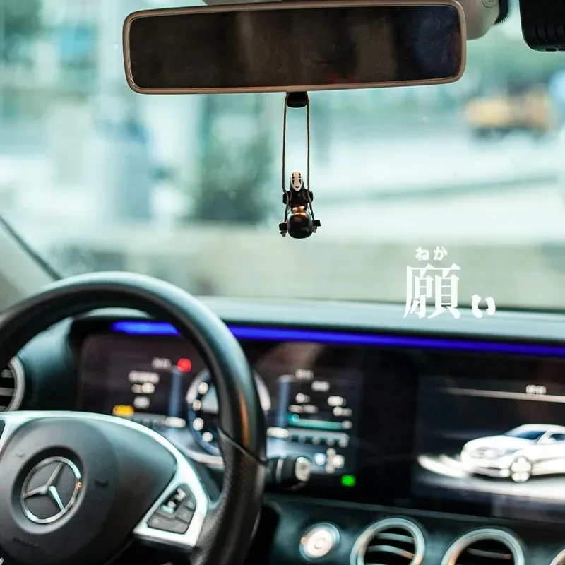 ميازاكي هاياو رجل مجهولي الهوية رجل مجهولي الهوية يتأرجح سيارة تزيين مُثبت دمية صغيرة لعبة الإبداعية لطيف