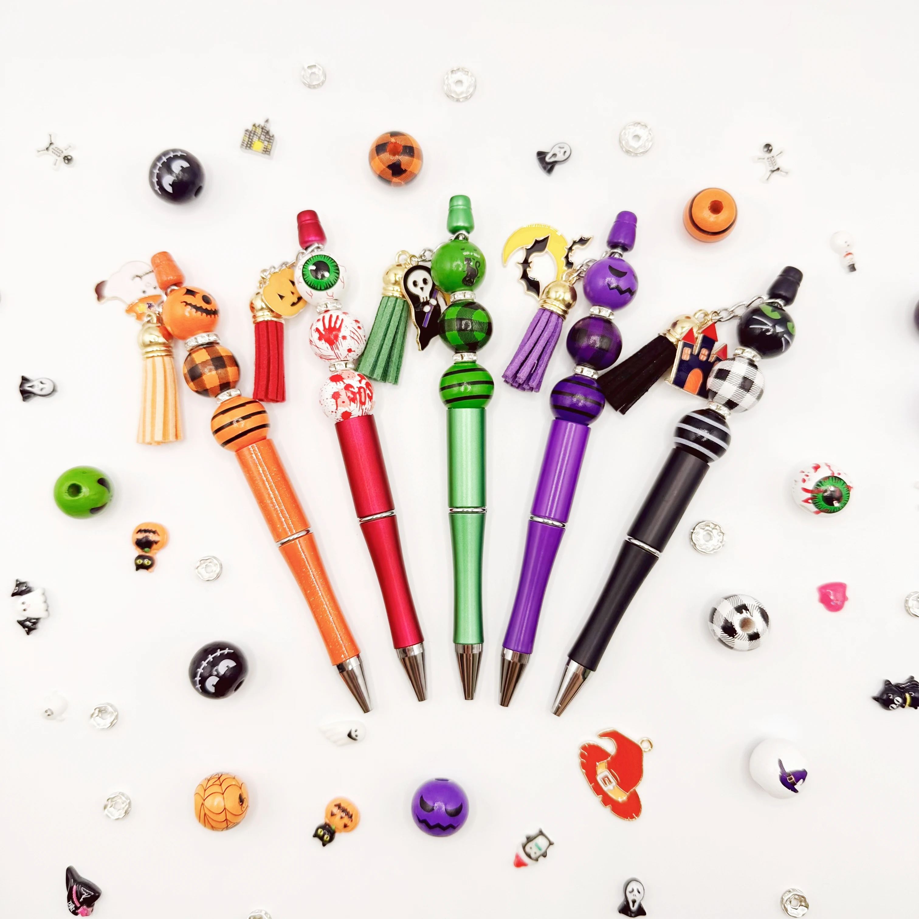 5 قطع من قلم حبر جاف مطرز يدويًا على شكل Ghostface للهالوين ومجموعة شرابات من الخرز الخشبي، مستلزمات المكتب والدراسة #3