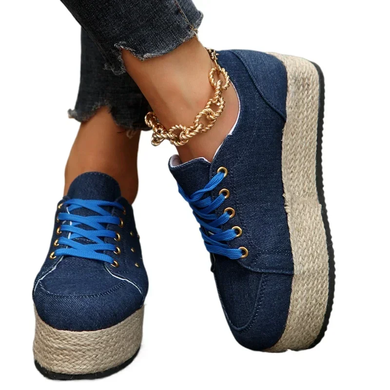 Women Fashion Canvas Casual Shoes Ladies Spring Autumn New Round Toe Lace-up Shoes Breathable Leopard Print Sneakers Big Size 43