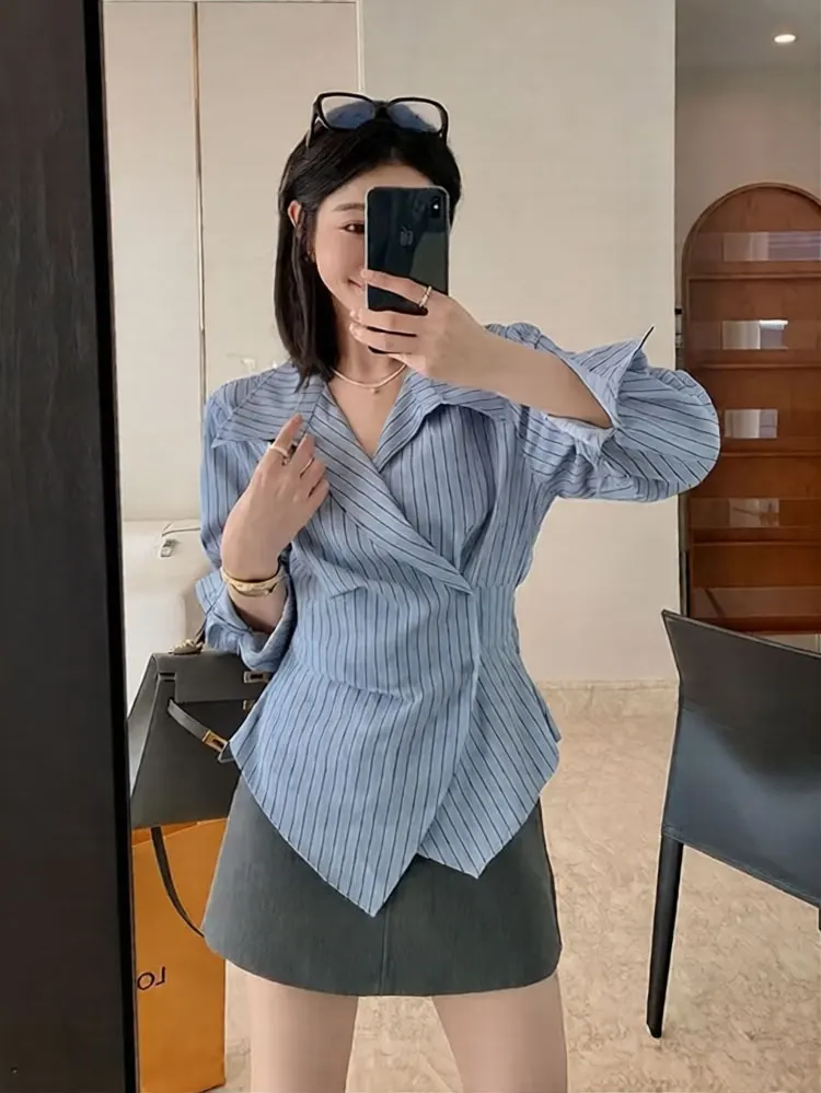 

Элегантная рубашка в нерегулярную полоску с длинными рукавами, женская дизайнерская офисная повседневная блузка с воротником-поло на пуговицах, 2026, весенний шикарный женский топ
