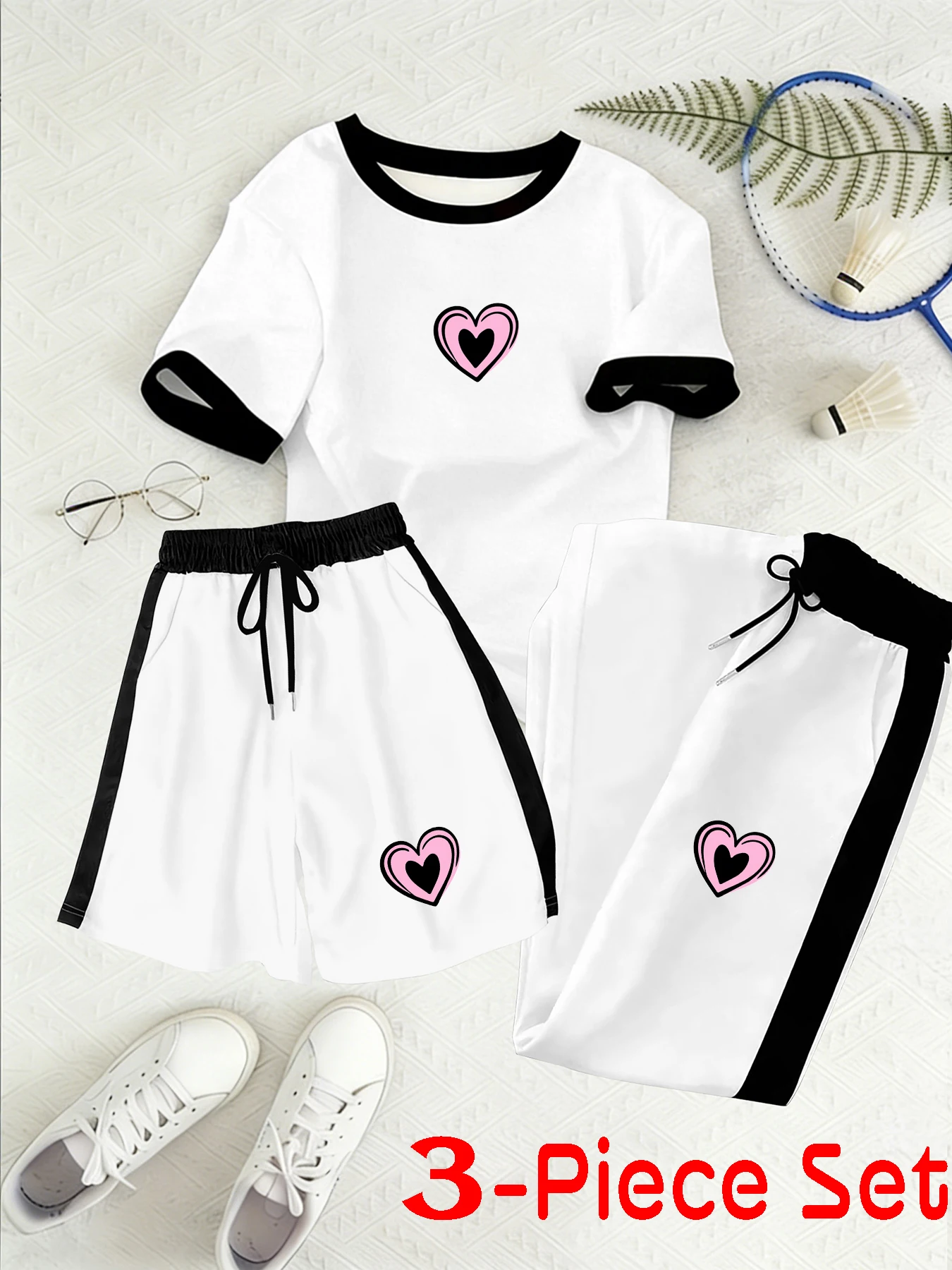 Sweet and Simple Style Heart-Themed Pink and Black Overlapping Heart Outline Print Women's Three-Piece Set Short-Sleeve Shorts and Long Pants Casual Sports Suit for Summer Daily Commuting, Shopping, Home Wear, Versatile for Multiple Occasions, Casual and Versatile Women's Outfit