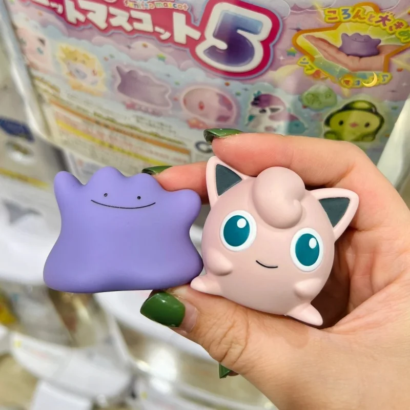 تاكارا تومي غاشابون دمى البوكيمون Togepi Ditto Munna Jigglypuff نموذج كبسولة اللعب الكرتون الطرفية نموذج سطح المكتب زخرفة