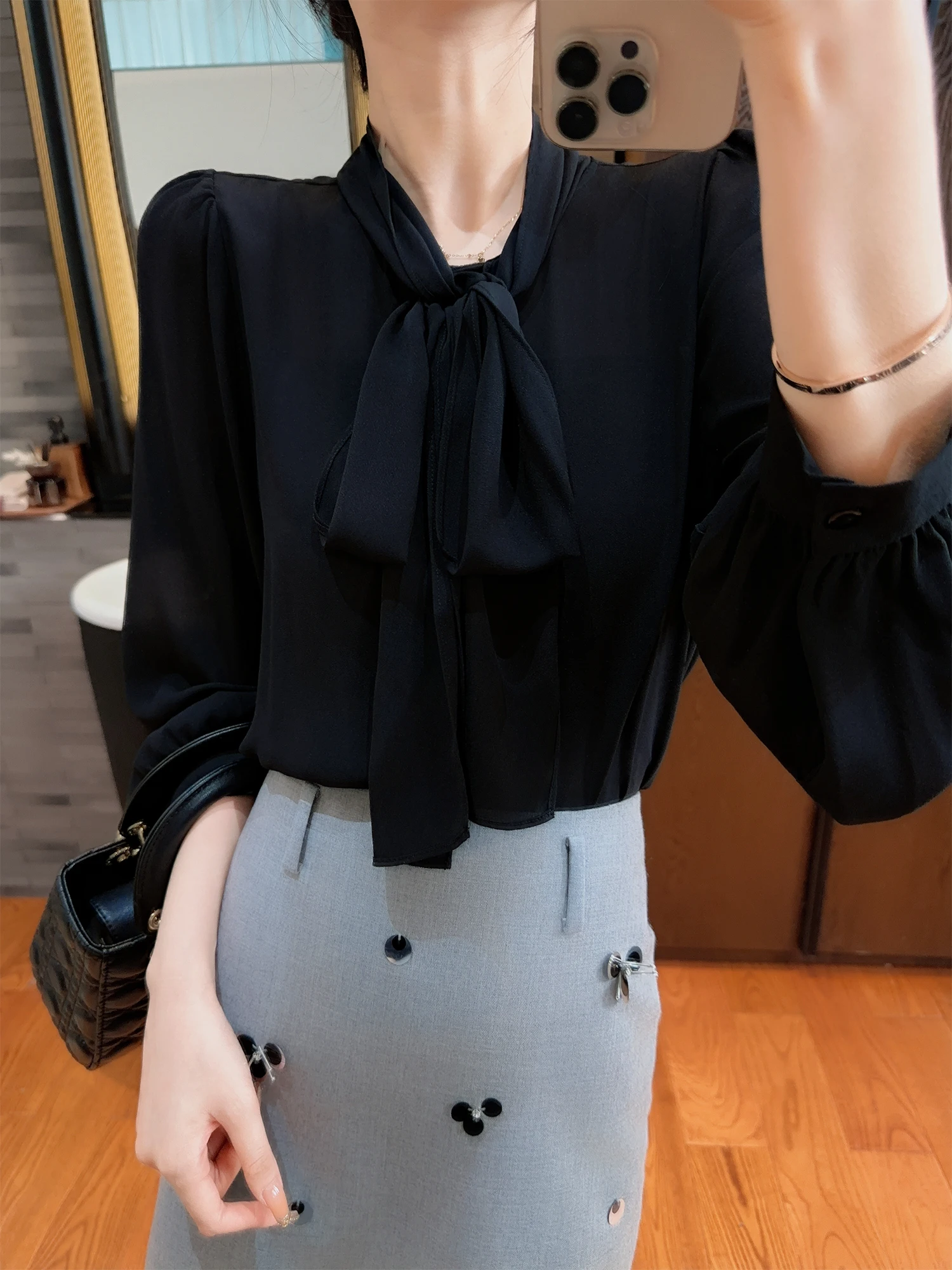 

Ele Bla irt with Sa Knot Drapey Spring 2025 Casual Loose Fit Long Sve Breathable Skin-Friendly Chinese...