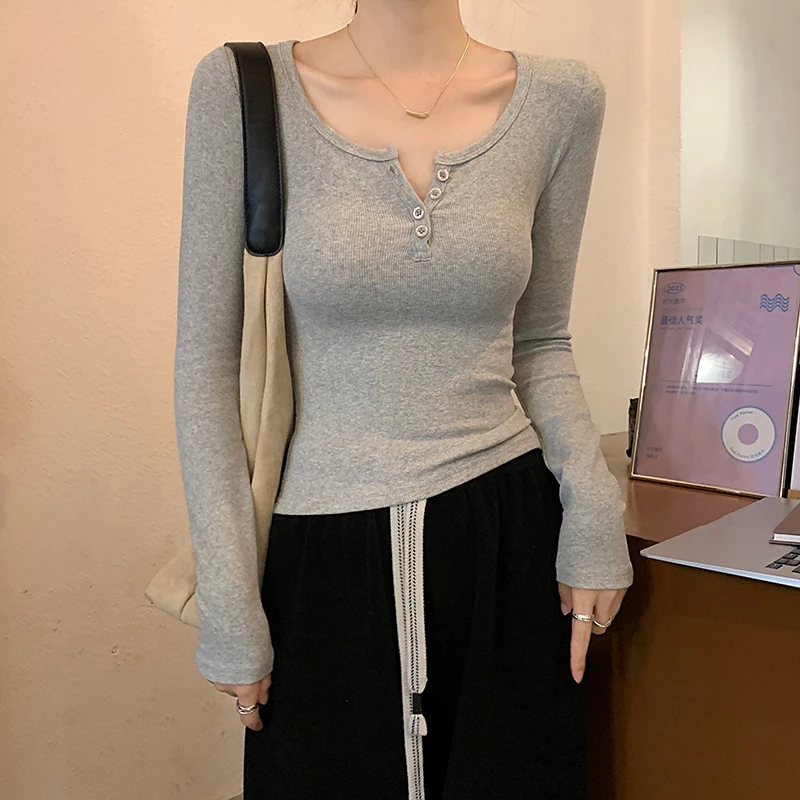 AOSSVIAO 2026 Herbst Damen T-Shirt Stilvolles Langarm-Shirt in Unifarbe mit O-Ausschnitt, schmal geschnittenes Basic-Top, vielseitiges Layering-Oberteil. – Detail 19