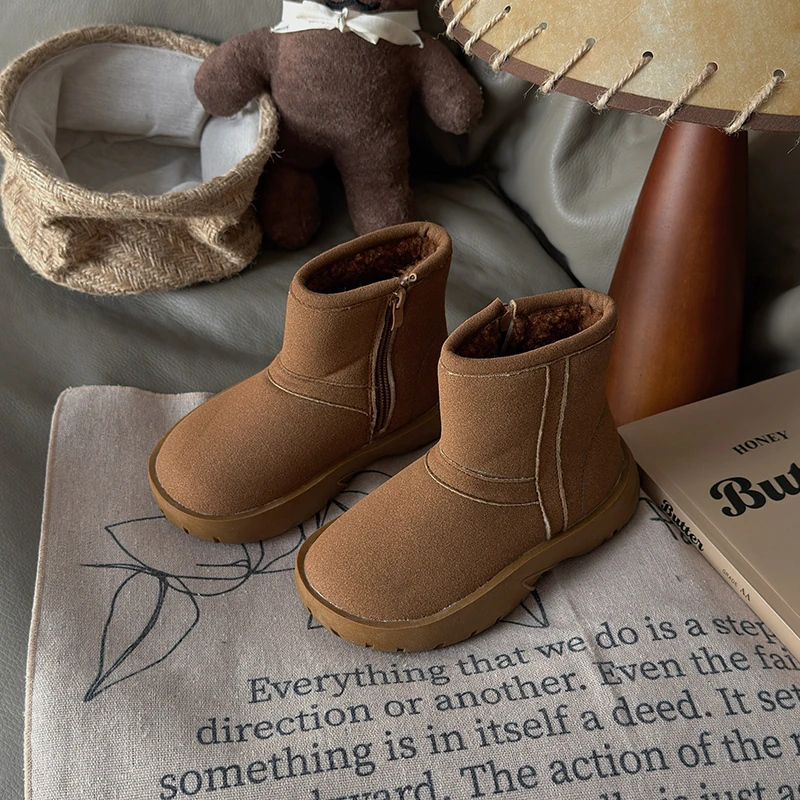 

Детские модные ботинки, однотонные детские повседневные ботинки в корейском стиле, универсальные зимние ботинки 2023, новые короткие сапоги для мальчиков и девочек, теплые замшевые ботинки