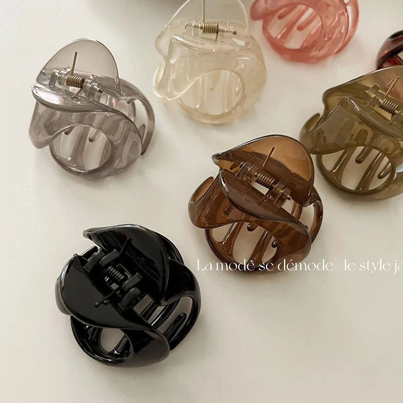 

Simple Jelly Color Hair Claw Transparent Versatile Medium Updo Clip Shark Hair Clip Women Hair Accessories