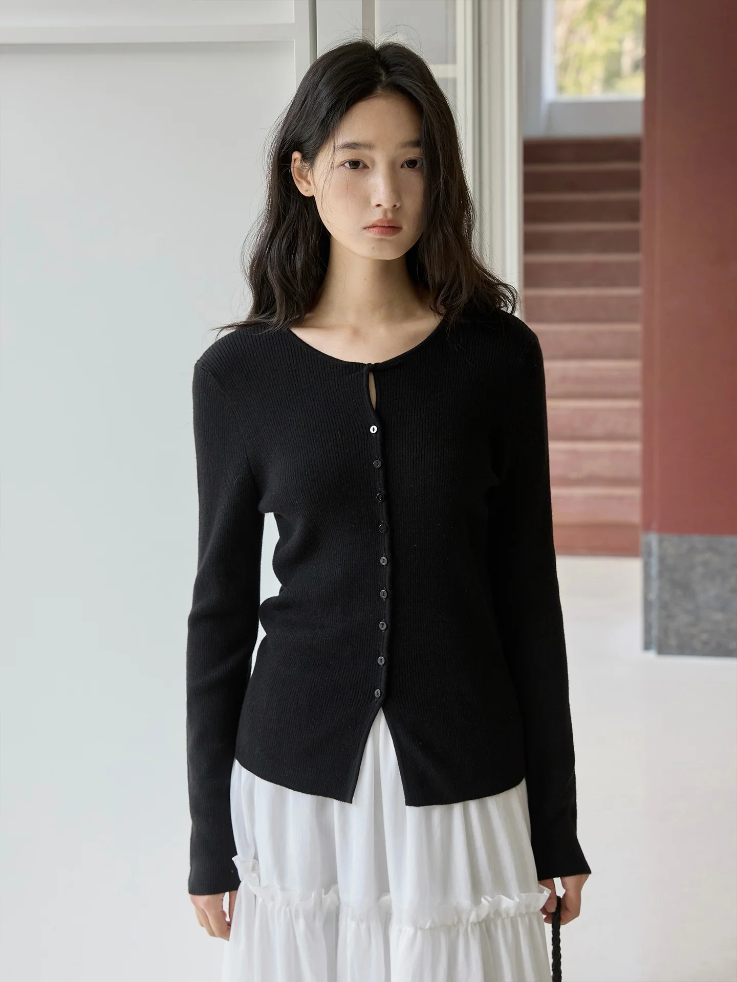 

Ultra-Fine Wool Long Sve Knitted Sweater GINNKEE Waterdrop Collar Design Simple Sle Women's Premium Faion Spring Wear