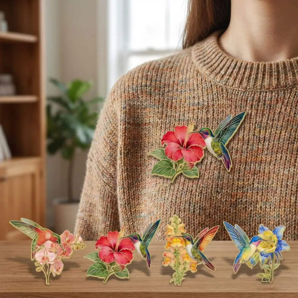 Zinc Alloy Hummingbird Flower Enamel Pin Colorful Chinese Style Animal Lapel Pins Vintage Gold Trim Metal Bird Floral Brooch Pin