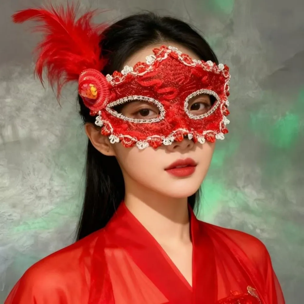 Novelty Multicolor Half-Face Mask Seductive Style Cosplay Masquerade Ball Mask Lace Masquerade Feather Mask Women's Event